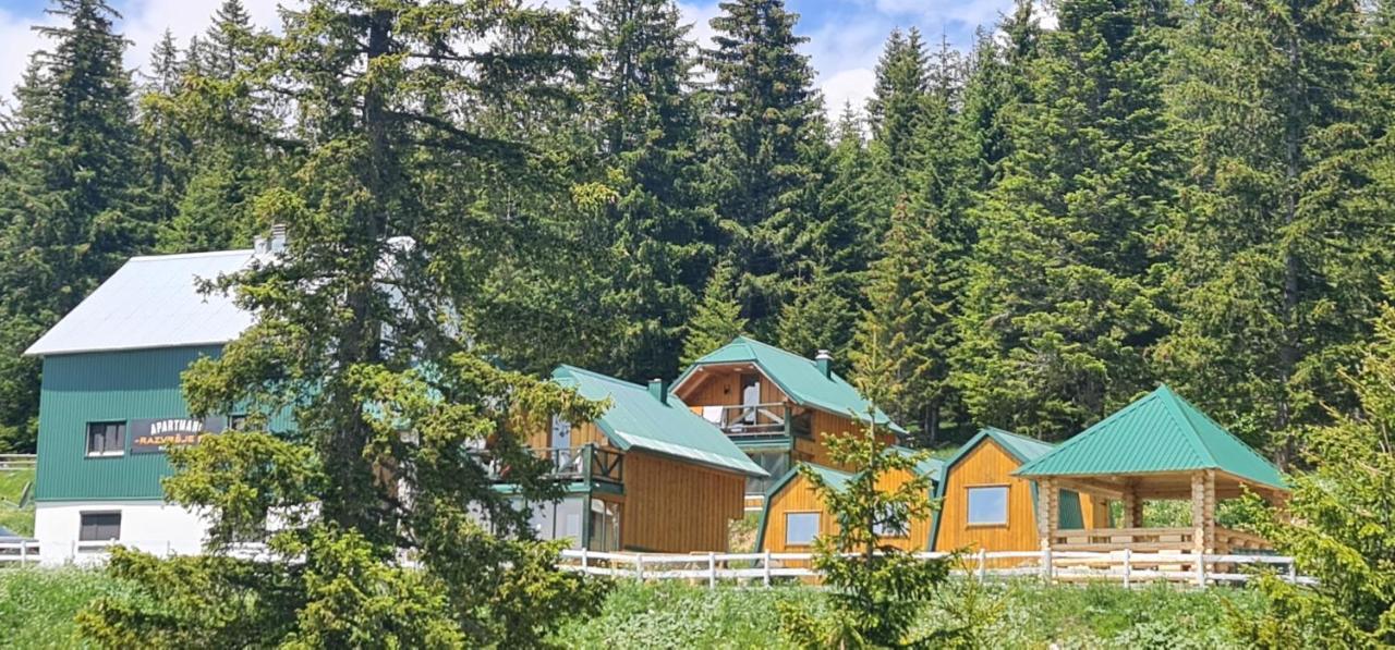 Razvrsje Co Hotell Žabljak Exteriör bild