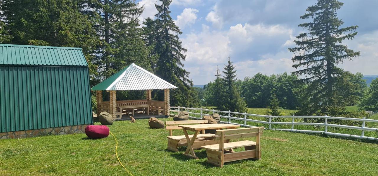 Razvrsje Co Hotell Žabljak Exteriör bild