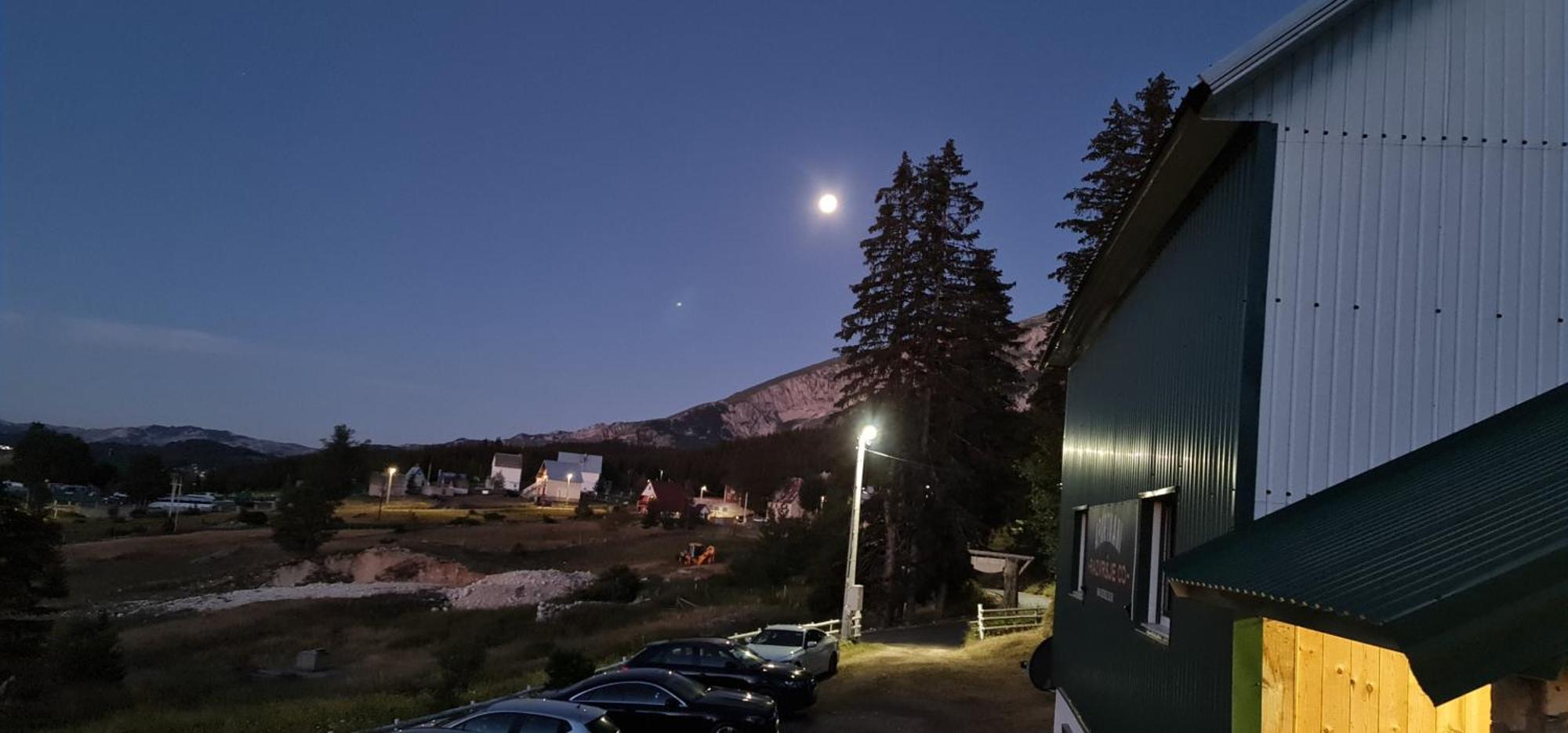 Razvrsje Co Hotell Žabljak Exteriör bild